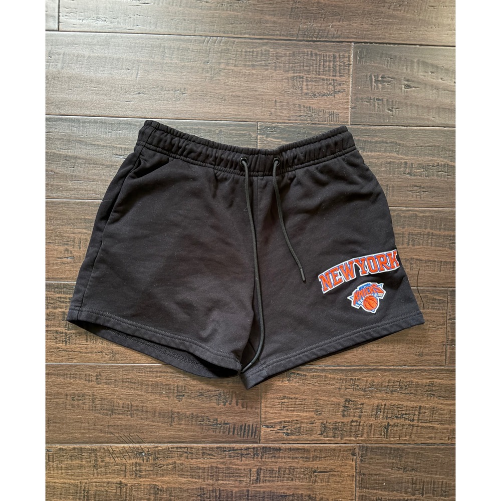 Pro Standard New York Knicks NBA Sweat Shorts Black Womens Medium basketball